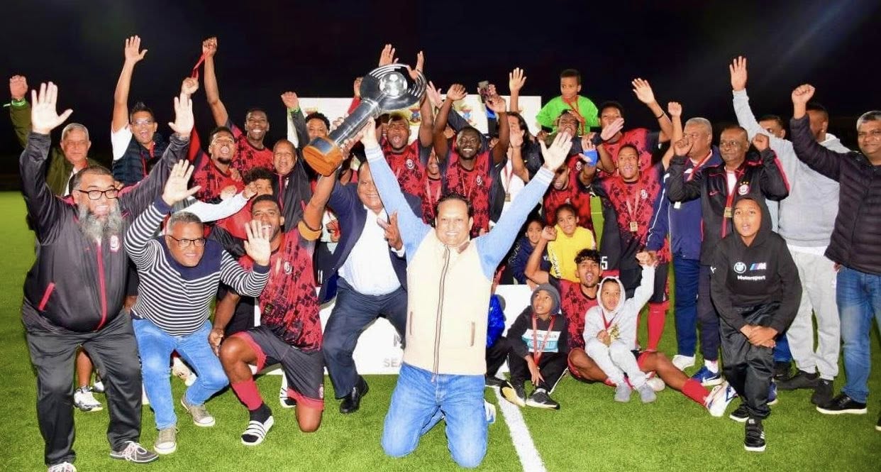 Tour d’horizon du football dans l’océan Indien : week-end de sacres, de suspens et de confusion