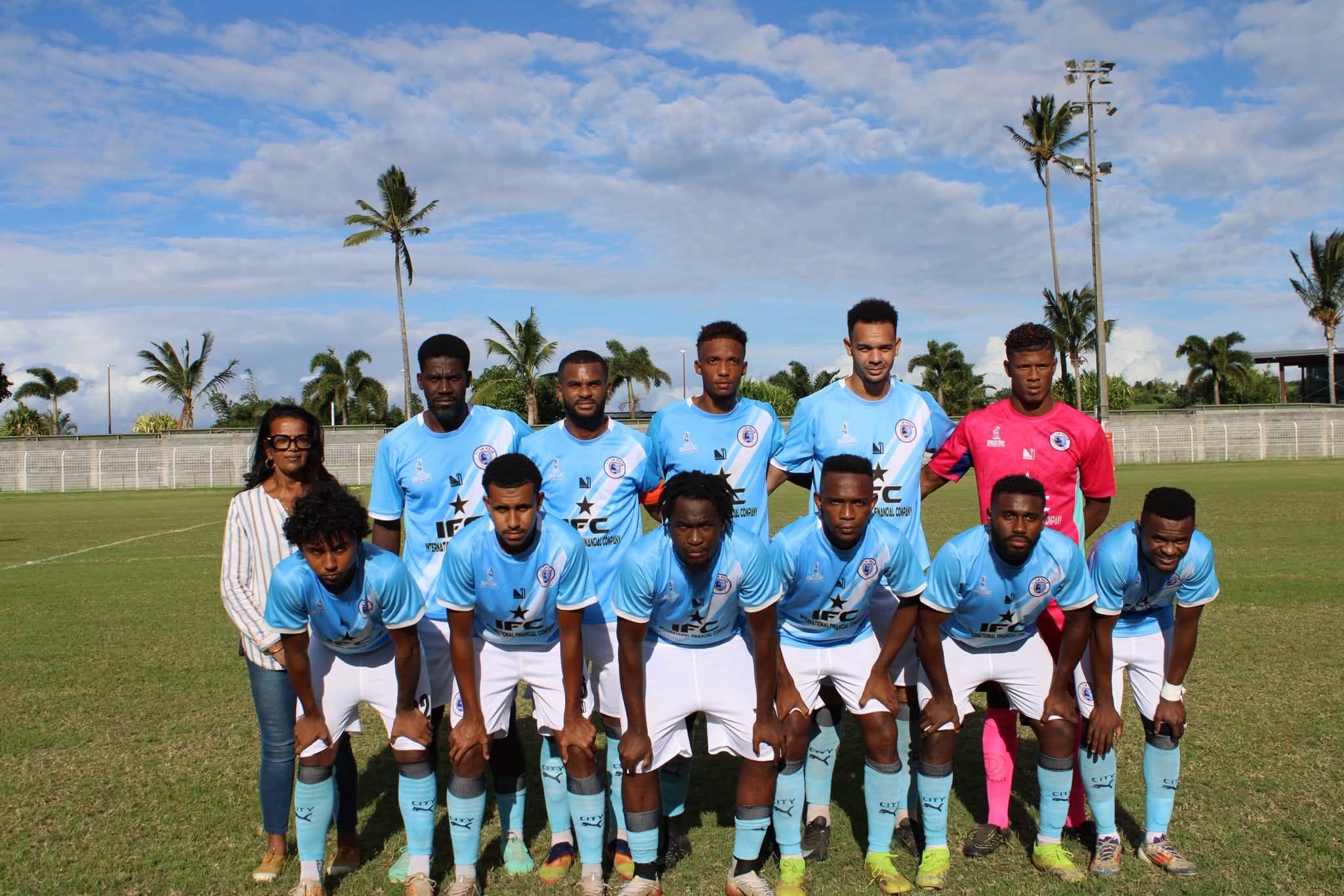 ES Dominicaine – FC La Ville : Le choc de la reprise où chaque point vaut de l’or