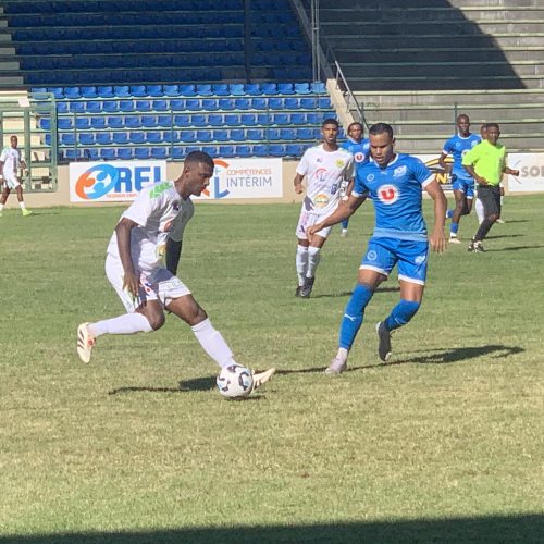 Le leader cale face au promu