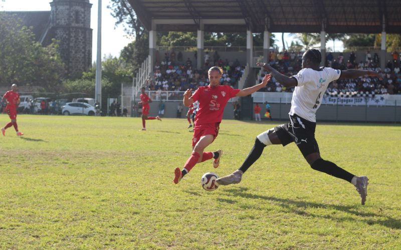 La Saint-Pierroise s’empare des commandes de la R1 !