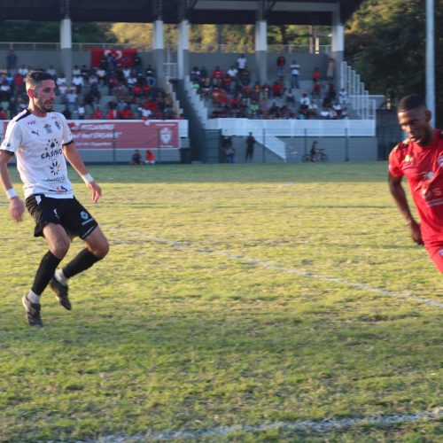 R1 – 15e journée : un sommet au sommet et un bas de tableau incandescent